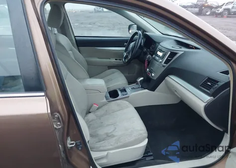 2012 Subaru Legacy 2.5I Premium из США, поврежденный, VIN 4S3BMBC68C3042766